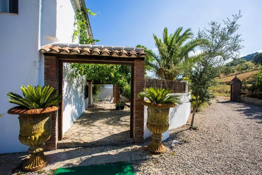 Cortijo Grazalema Piscina 5 Hbts Con Bano Ac Guest House